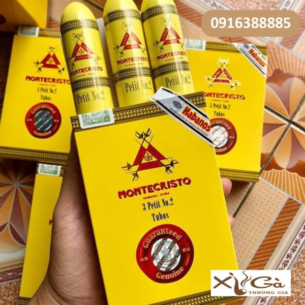 Xì gà Montecristo Petit No.2 hộp 3 điếu tubos