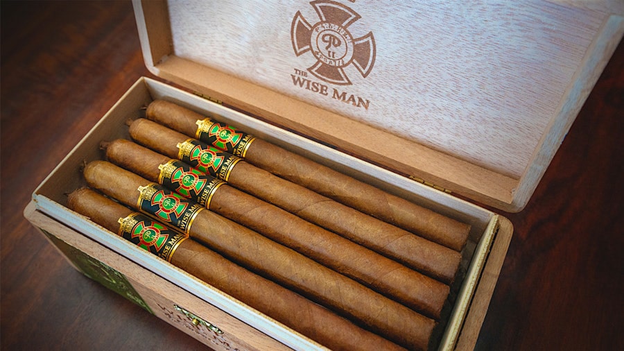 Box Xì Gà The Wise Man Lanceros