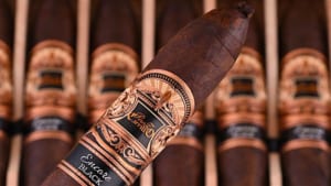 Casa Carrillo Encore Black Bulwarks