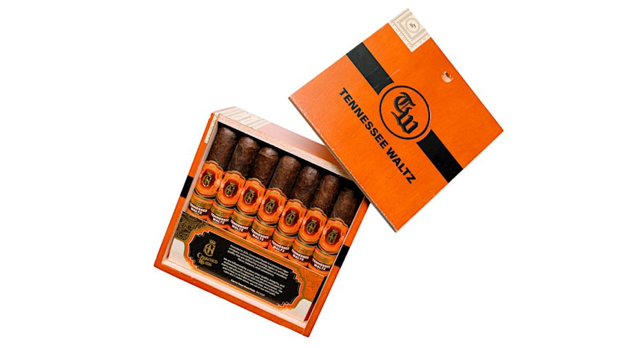 box Xì Gà Crowned Heads Tennessee Waltz