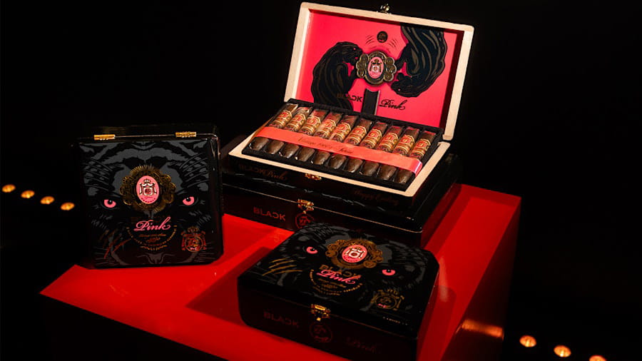 Hop Xì Gà Arturo Fuente Black Pink