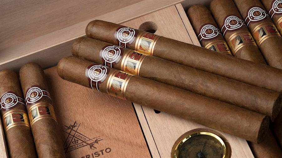 Điếu Xì Gà Montecristo Herederos