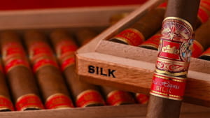 Xì Gà La Historia Silk