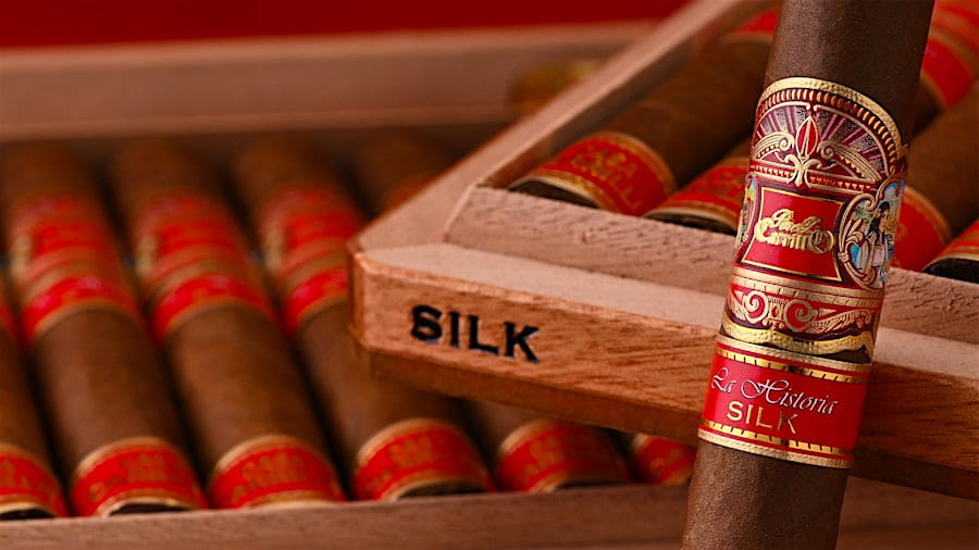 Xì Gà La Historia Silk