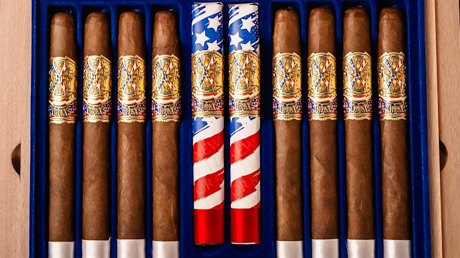 Điếu Xì Gà Fuente Fuente OpusX ReXilient