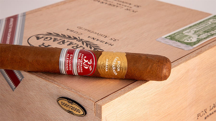 Điếu Xì Gà Por Larrañaga 35 Aniversario Regional Edición